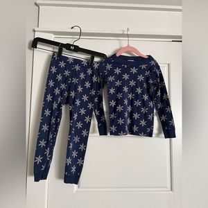 Hanna Andersson Pajamas Christmas Blue Snowflakes Holiday Print 4T Mini Boden‎